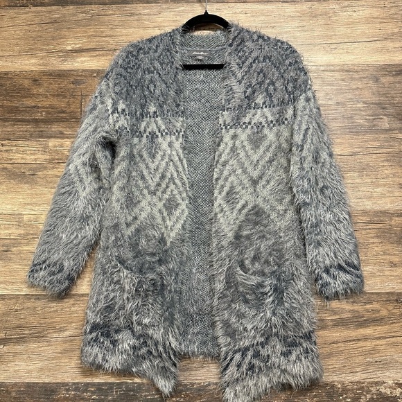 Eddie Bauer Gray Patterned Furry Cardigan Sweater - Picture 1 of 8